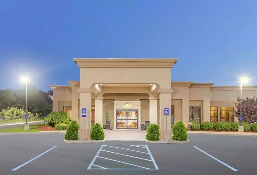 ホテル Hampton Inn Auburn