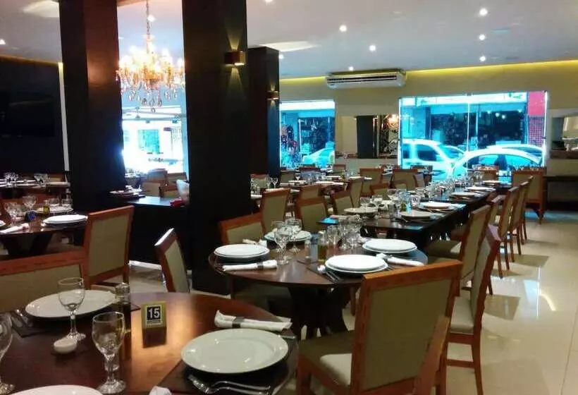 ホテル Itabuna Palace