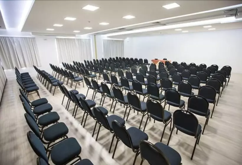 Mogano Business Hotel  Eletroposto