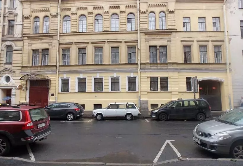 ホテル Na Sapernom