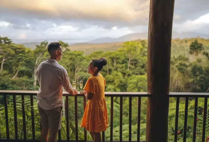 Отель Rose Gums Wilderness Retreat