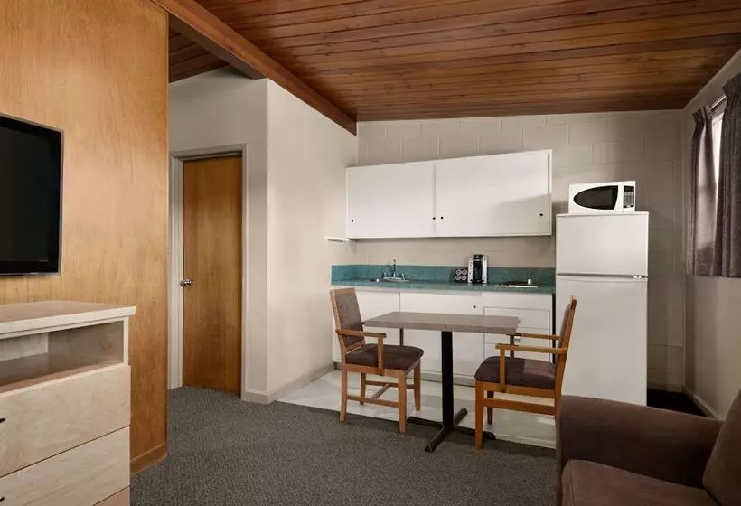 Hotelli Thriftlodge Moose Jaw