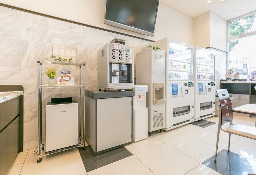 Otel Toyoko Inn Kagoshima Chuo-eki Higashi-guchi