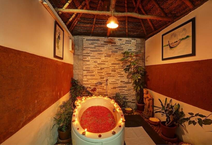 منتجع Somatheeram Ayurveda Village