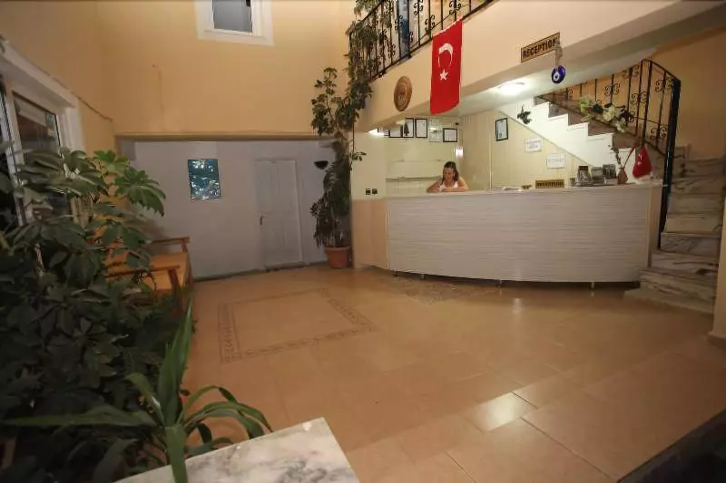 California Apart Otel