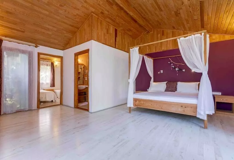 Etenna Beach Bungalows