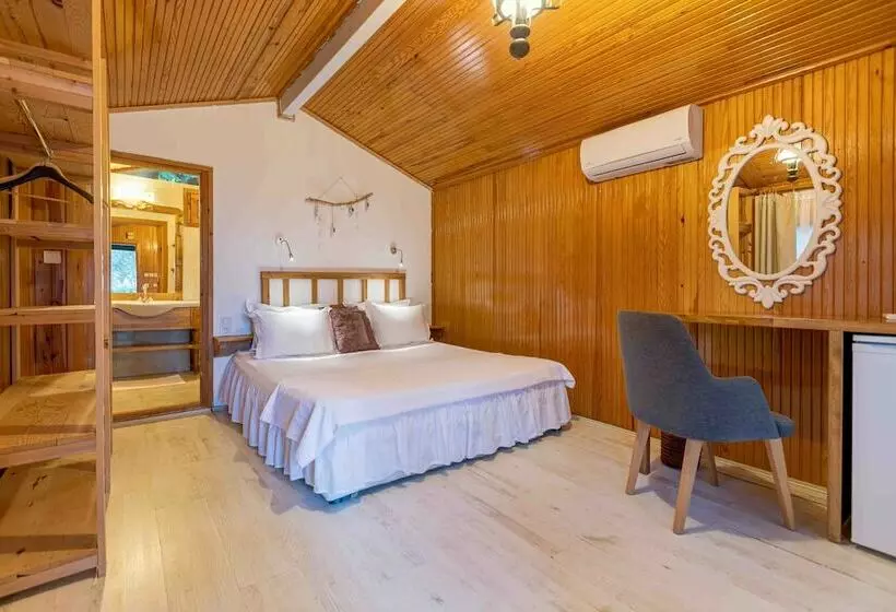 Etenna Beach Bungalows