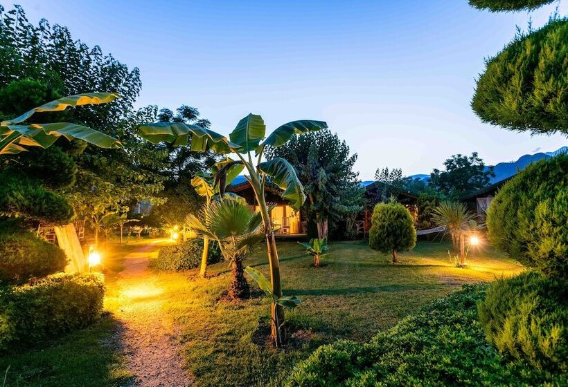 Etenna Beach Bungalows