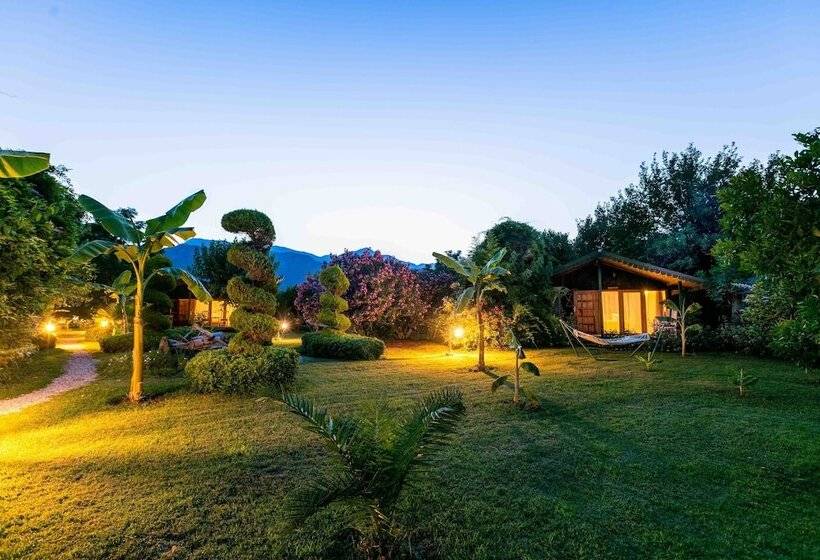 Etenna Beach Bungalows