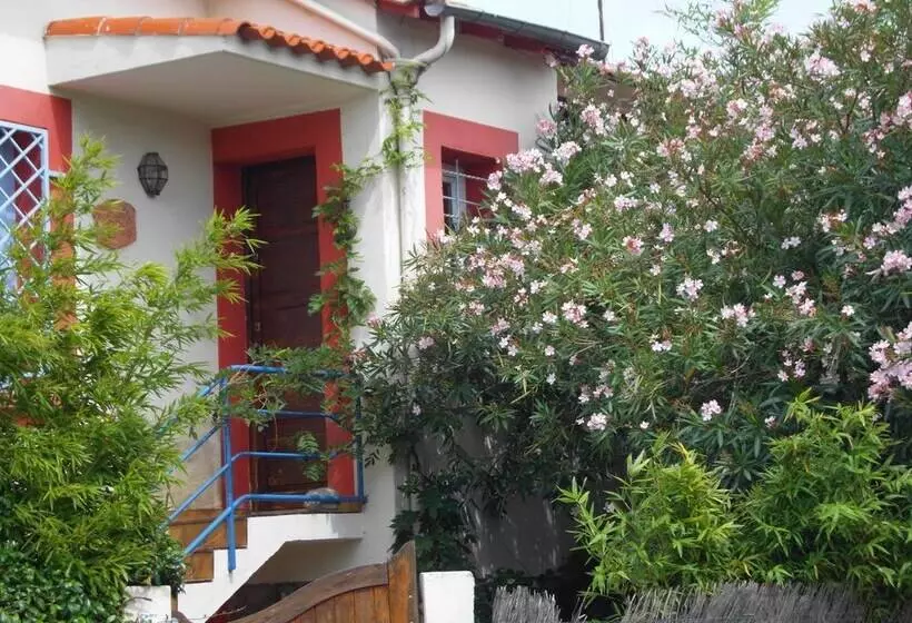 هتل Cielito Lindo