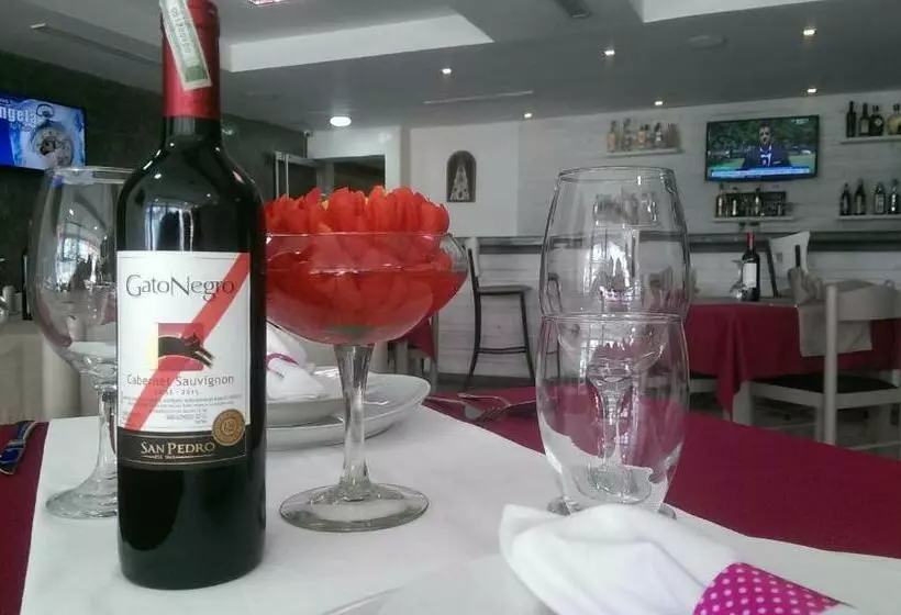 Hotelli Colibrí Suites