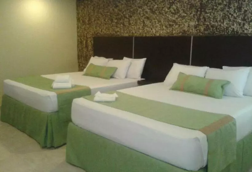 Hotelli Colibrí Suites