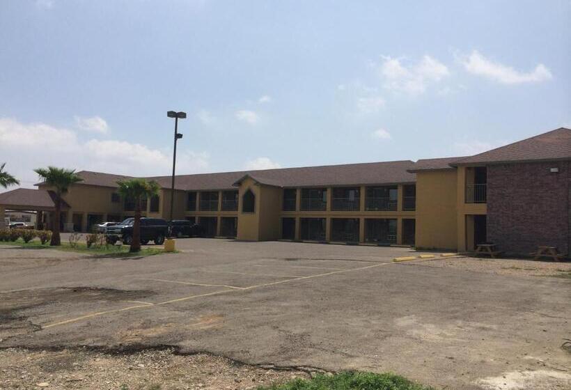 فندق Country Hill Inn & Suite Eagle Pass