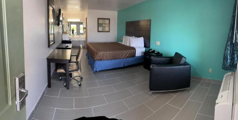 فندق Country Hill Inn & Suite Eagle Pass