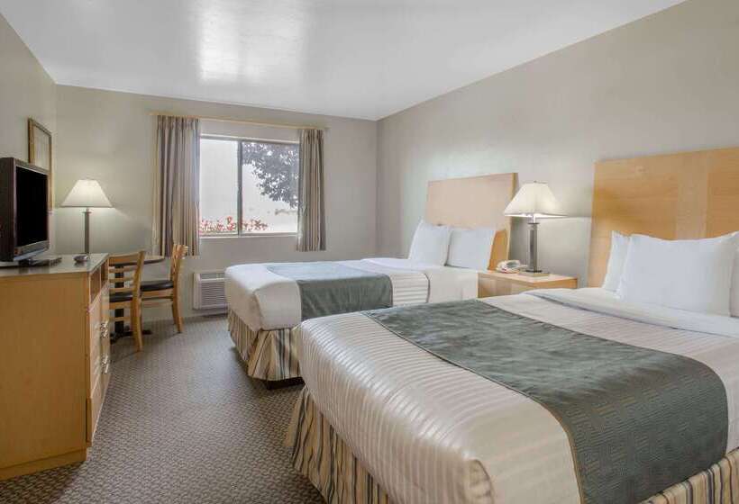 בית מלון כפרי Days Inn By Wyndham Chino Valley