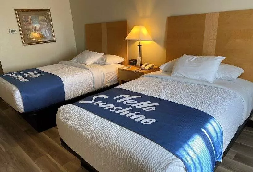 Отель Days Inn By Wyndham Chino Valley