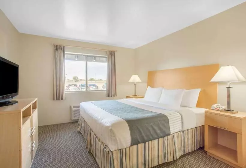 Отель Days Inn By Wyndham Chino Valley