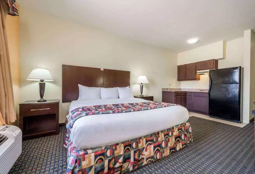 酒店 Days Inn & Suites By Wyndham Cleburne Tx