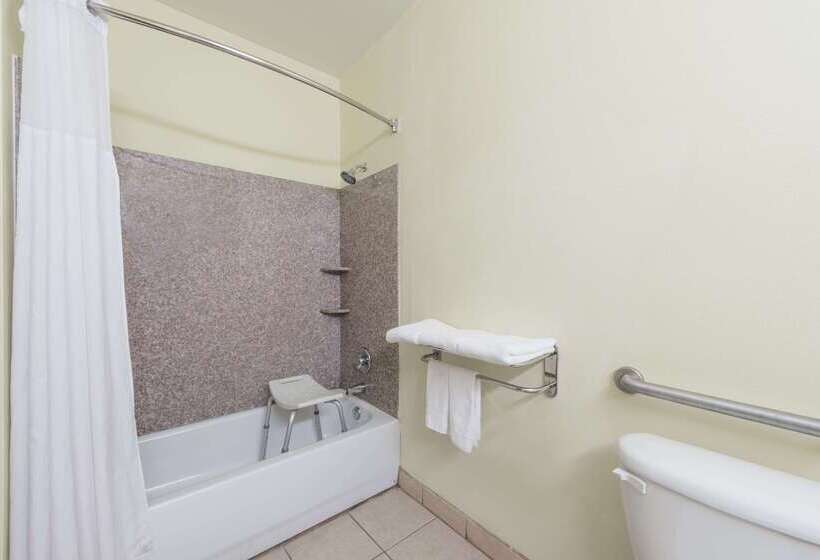 酒店 Days Inn & Suites By Wyndham Cleburne Tx