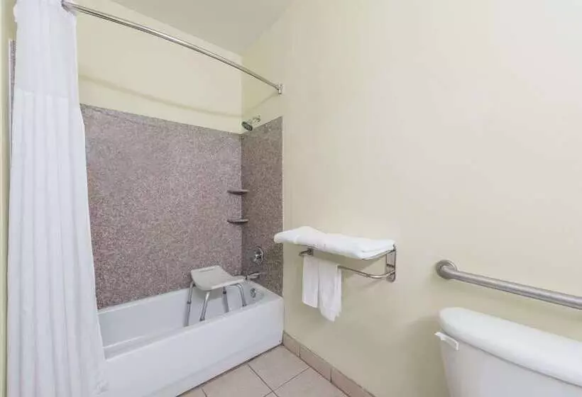 酒店 Days Inn & Suites By Wyndham Cleburne Tx