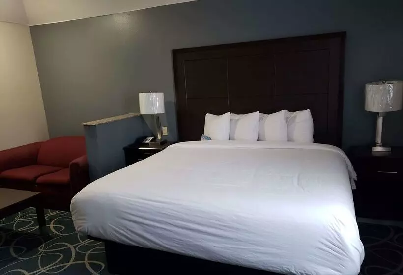 酒店 Days Inn & Suites By Wyndham Cleburne Tx