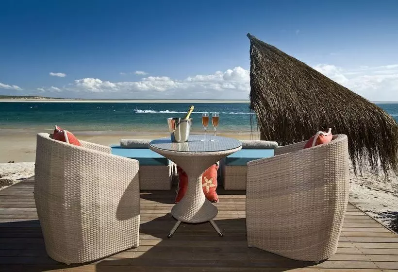 ホテル Dugong Beach Lodge