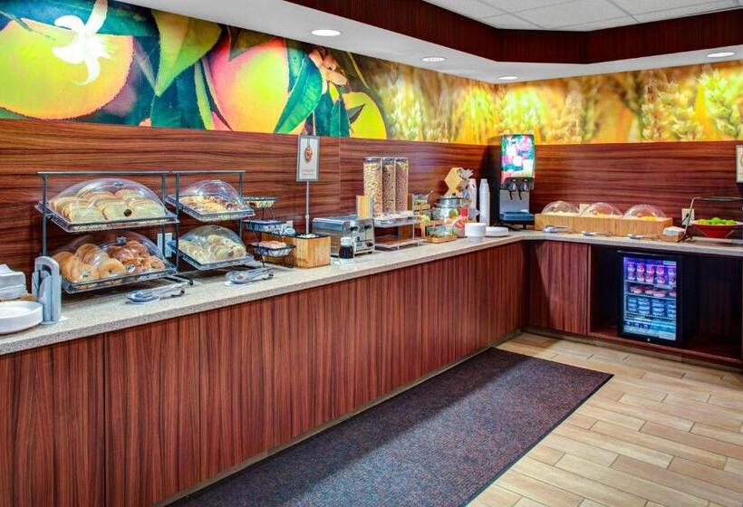 בית מלון כפרי Fairfield Inn And Suites By Marriott Emporia I 95