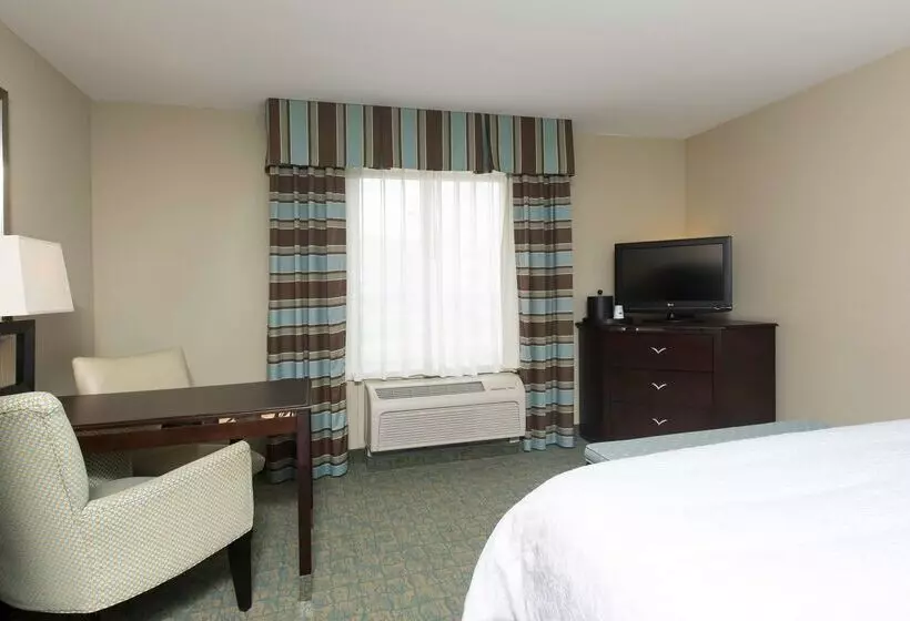 ホテル Hampton Inn & Suites Crawfordsville