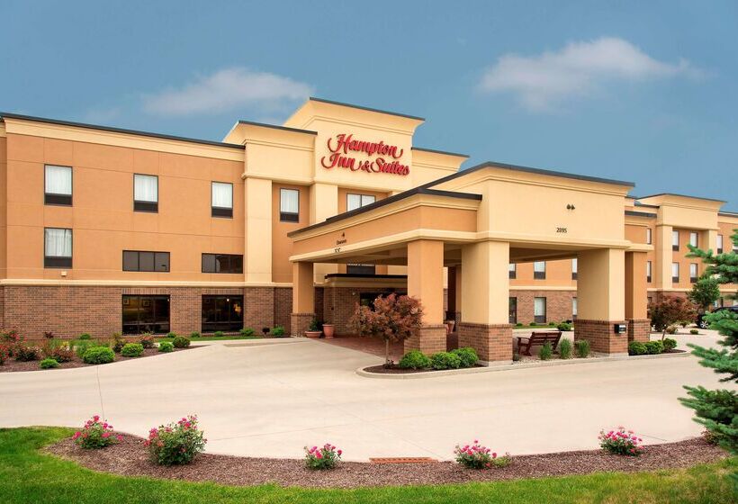 Отель Hampton Inn & Suites Crawfordsville