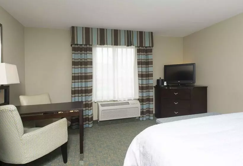 ホテル Hampton Inn & Suites Crawfordsville
