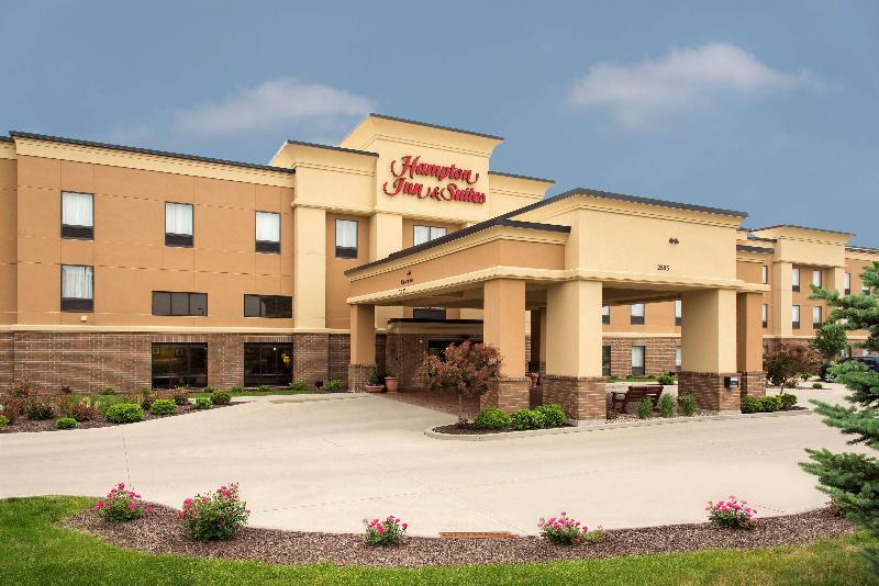 Отель Hampton Inn & Suites Crawfordsville