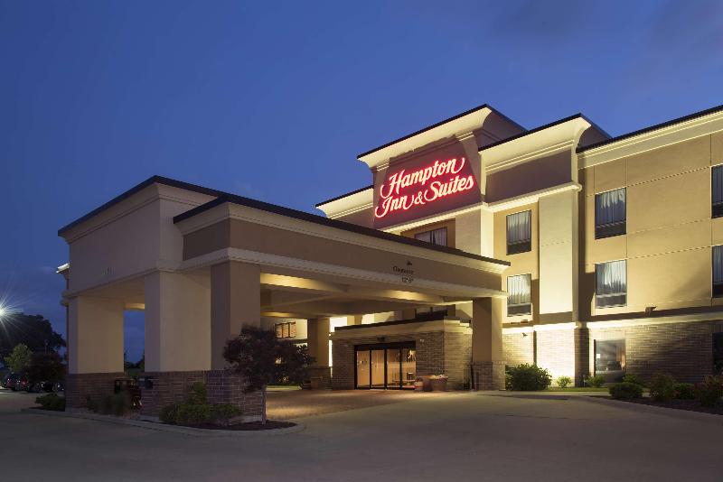 Отель Hampton Inn & Suites Crawfordsville