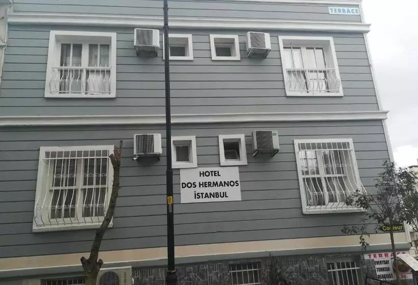 Hotel Dos Hermanos