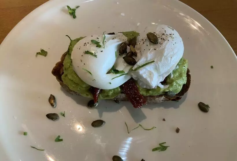 Отель Marina Metro