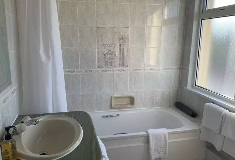 Отель Marina Metro