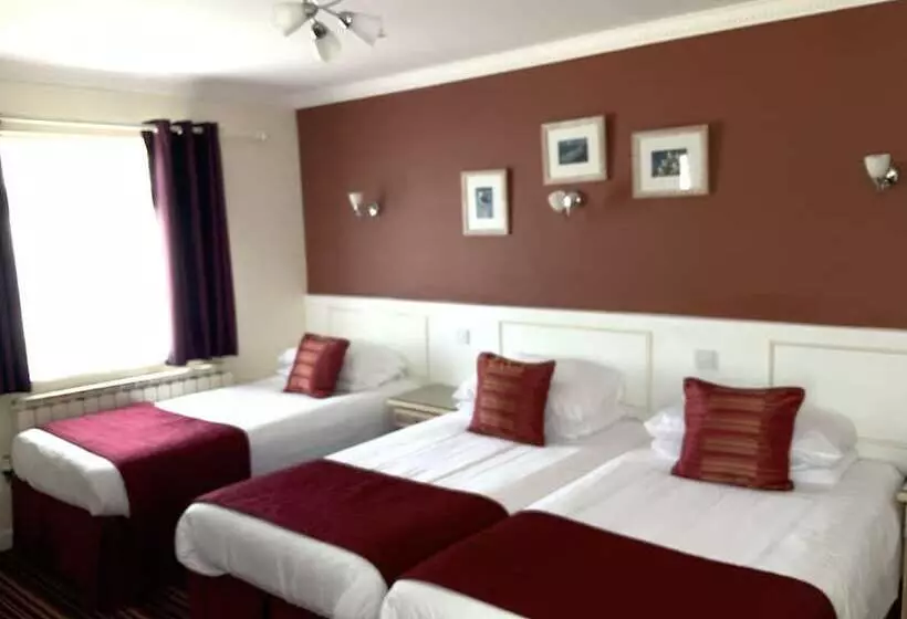 Отель Marina Metro