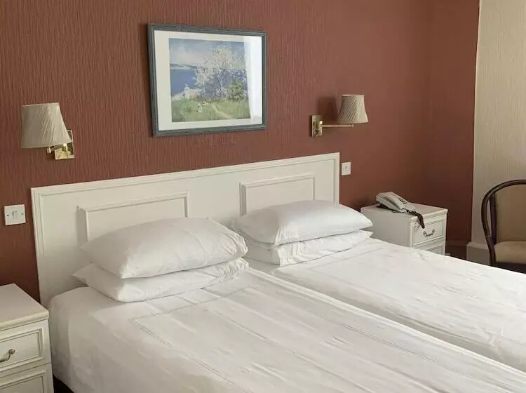 Отель Marina Metro