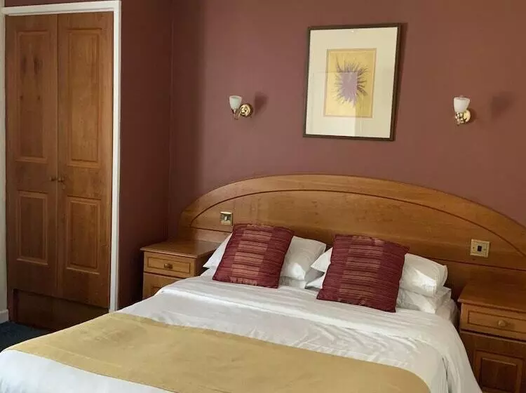 Отель Marina Metro