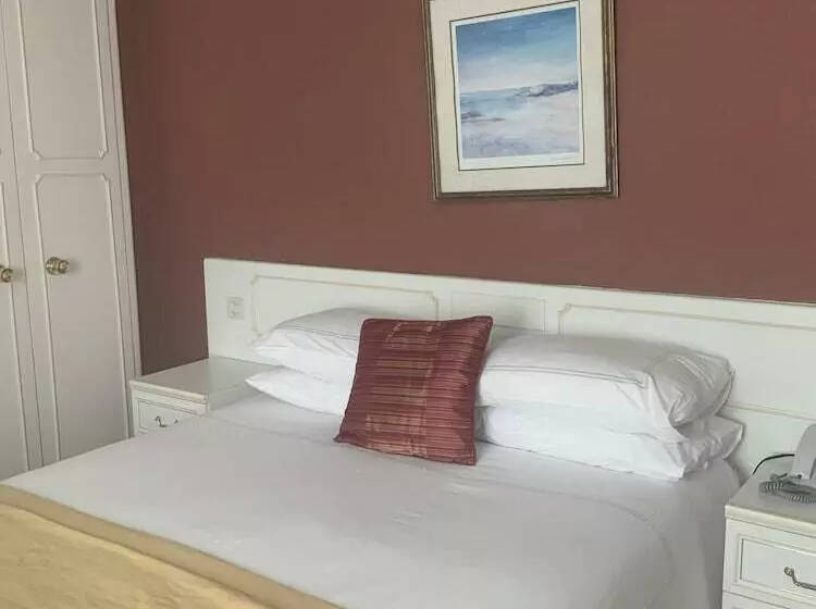 Отель Marina Metro