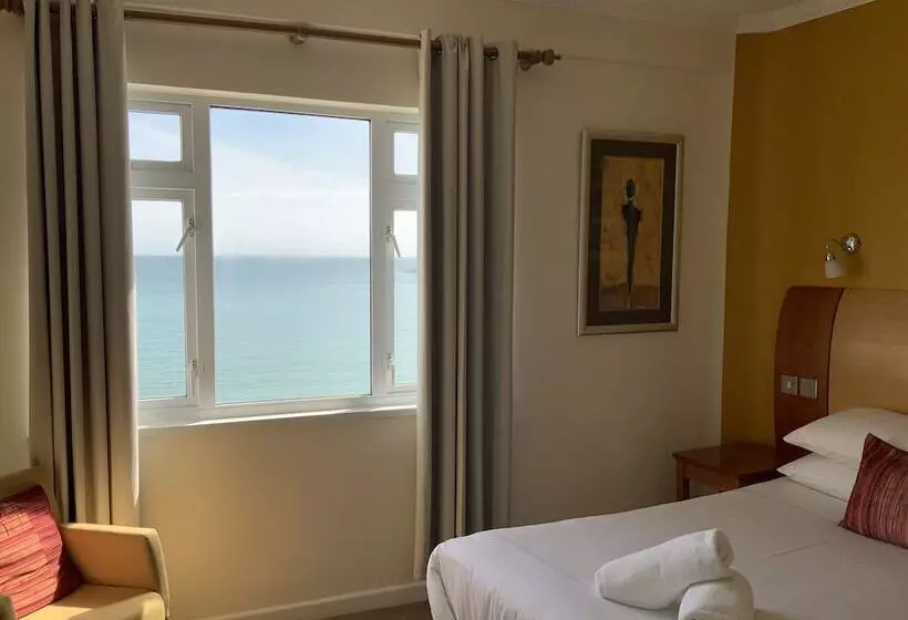 Отель Marina Metro