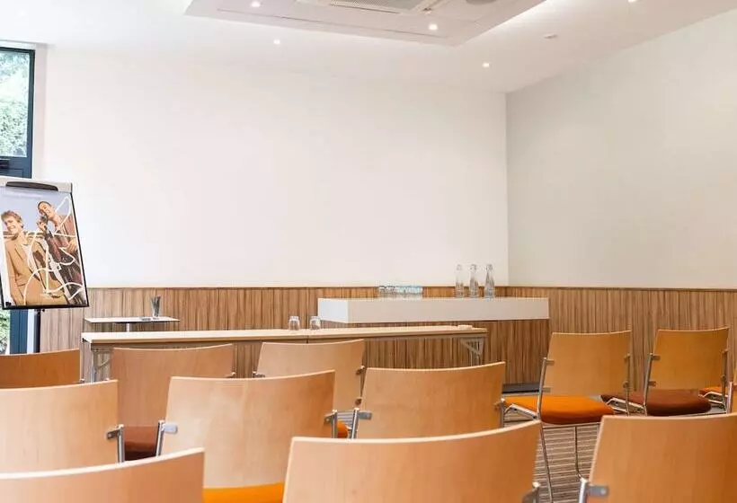 هتل Mercure Valenciennes Centre