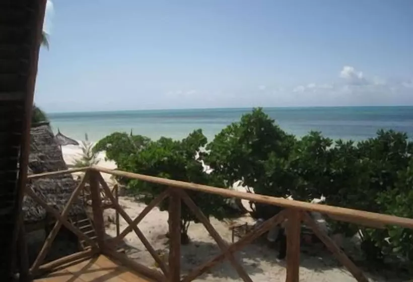 Отель Pakachi Beach Resort &