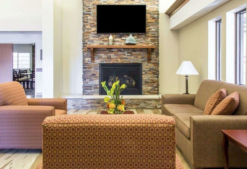 Отель Quality Inn & Suites Vail Valley