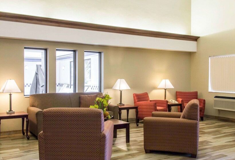 Отель Quality Inn & Suites Vail Valley