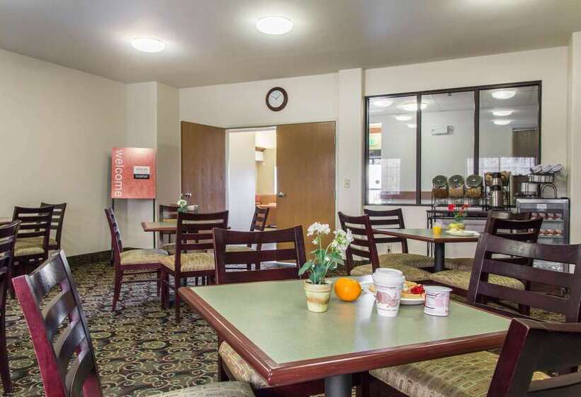 Отель Quality Inn & Suites Vail Valley