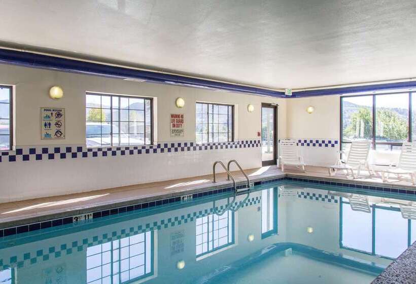 Отель Quality Inn & Suites Vail Valley