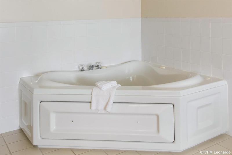 Отель Quality Inn & Suites Vail Valley