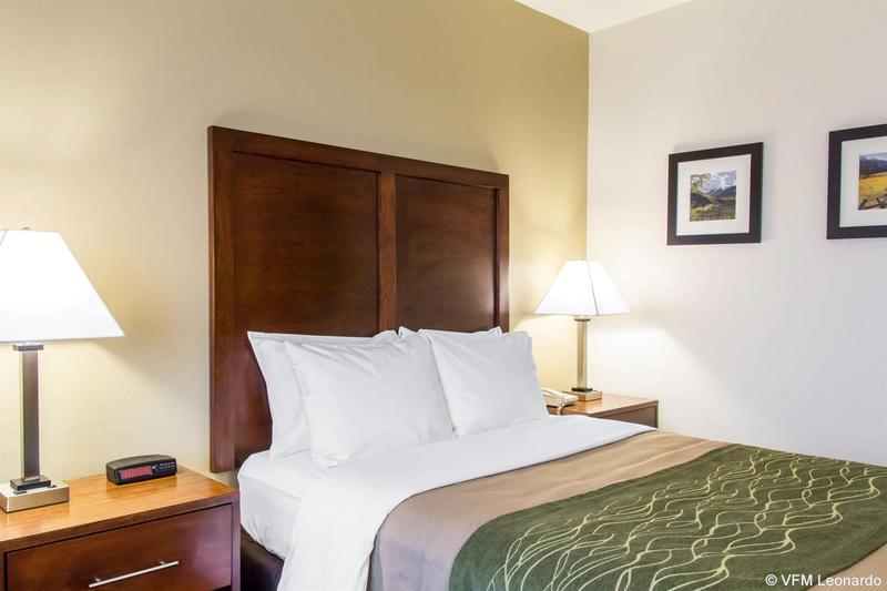 Отель Quality Inn & Suites Vail Valley