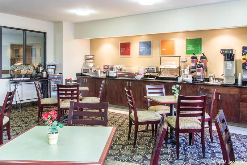 Отель Quality Inn & Suites Vail Valley