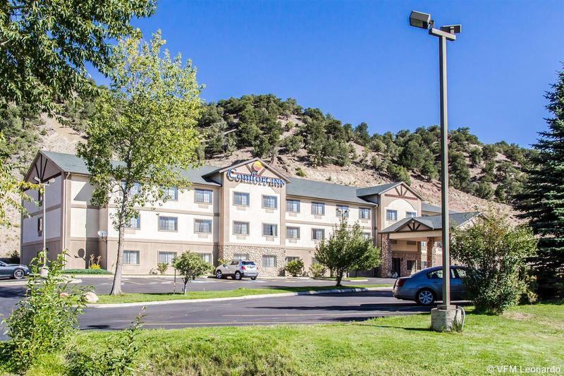 Отель Quality Inn & Suites Vail Valley